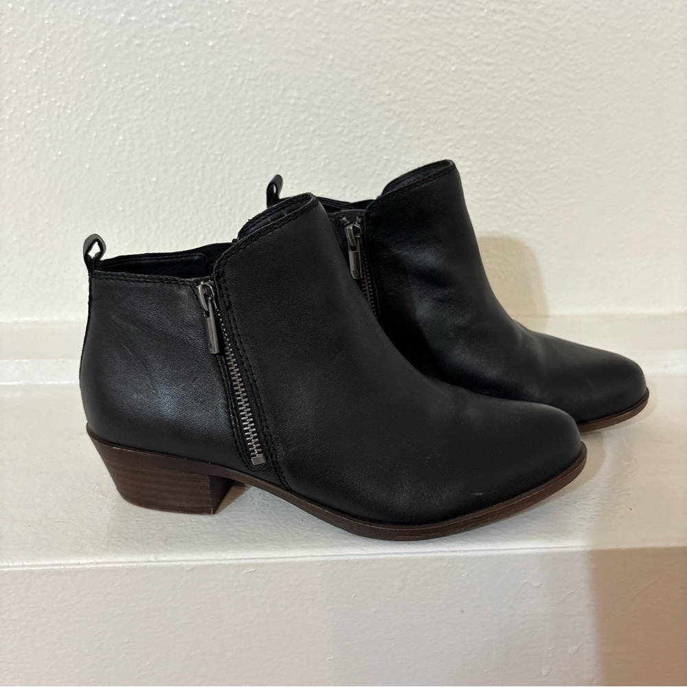 Luck Brand Black Booties size 8 Fall Winter Booties